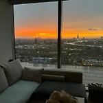 Luxury City And River View Apartment