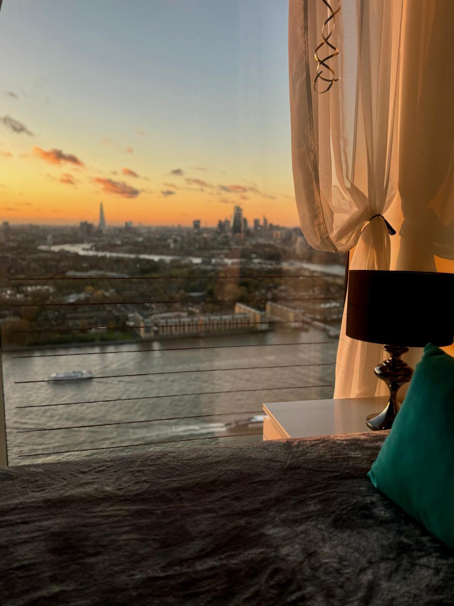 Luxury City And River View Appartement